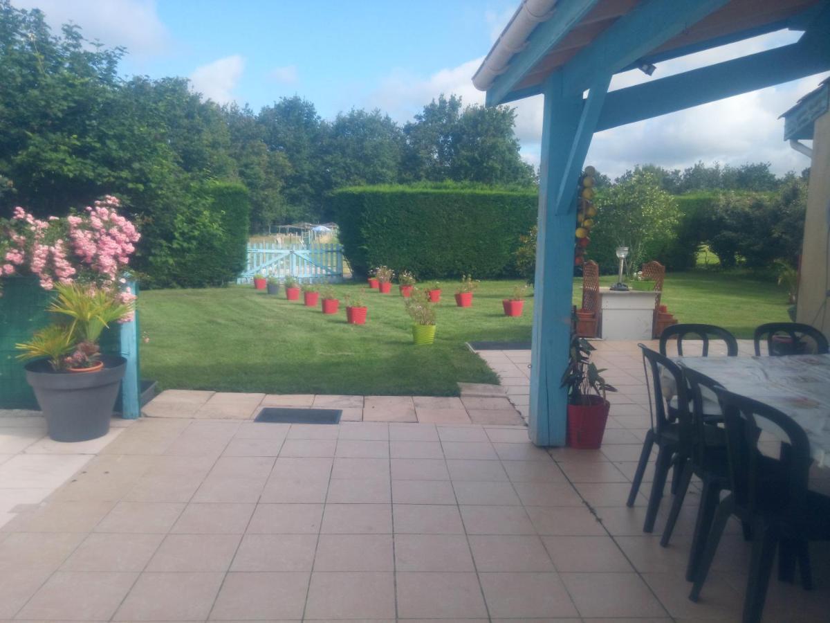 Bed and Breakfast Ferme De Cartignac Hourtin Esterno foto